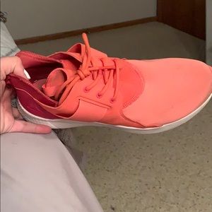 Women’s Reebok shoes